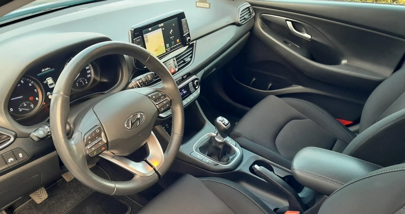 Hyundai I30 cena 52900 przebieg: 93000, rok produkcji 2017 z Ozorków małe 596